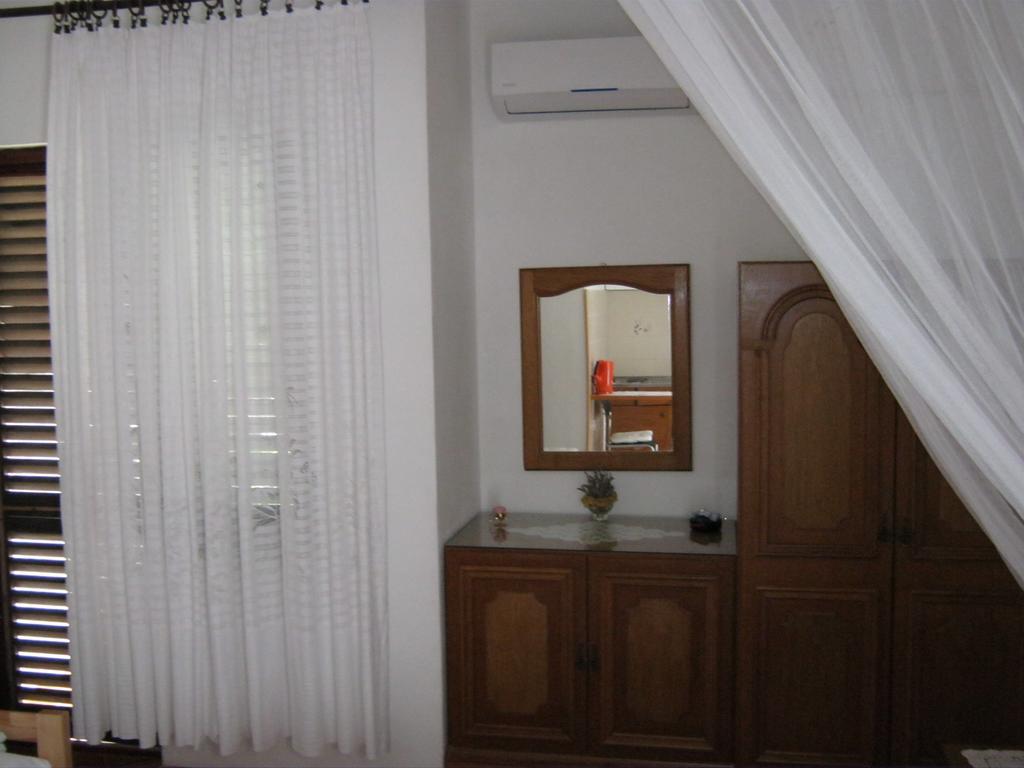 Apartments Nestor Tribunj  Bagian luar foto