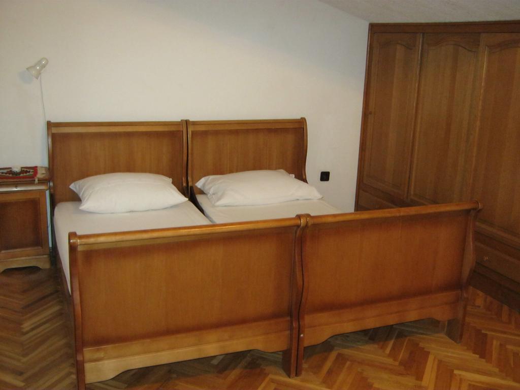 Apartments Nestor Tribunj  Bagian luar foto